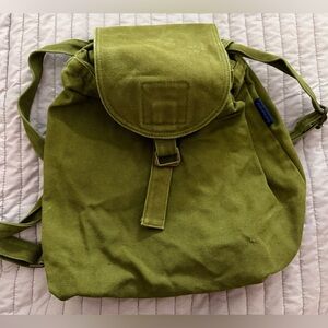 BAGGU Moss Green Canvas Backpack